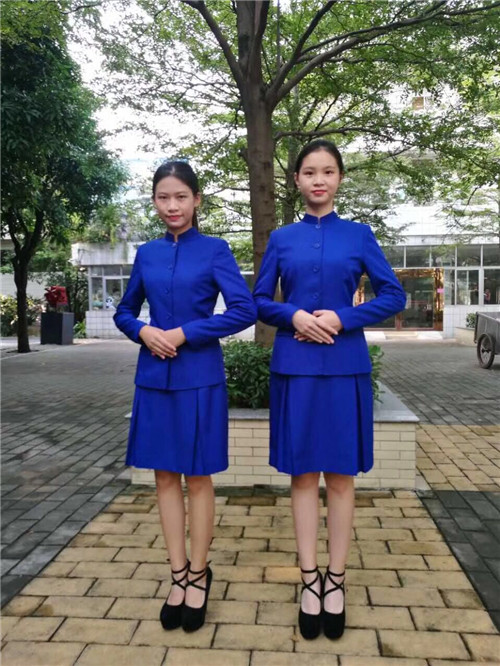 校服专业定制厂家