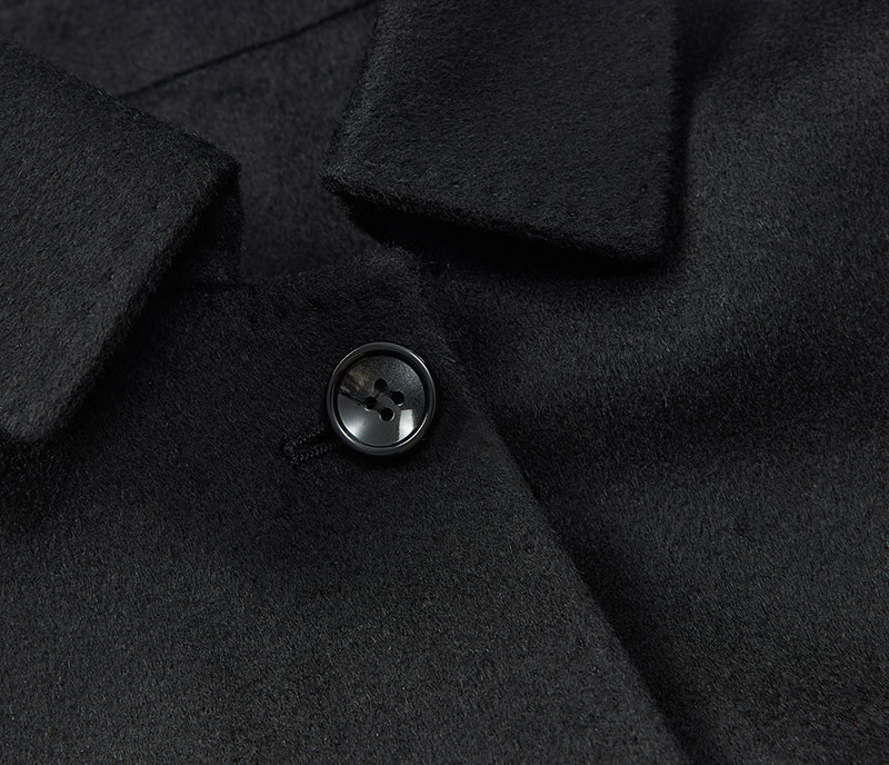 羊毛大衣黑