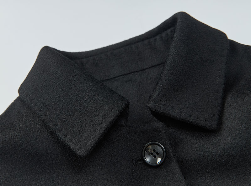 羊毛大衣黑